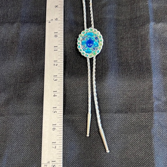 Silver Corded Bolo Tie & Tips with Silver Tone Faux Rhinestone Slide - Picture 3 of 9